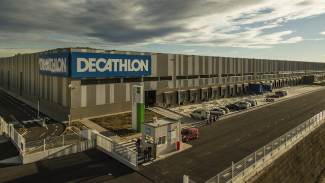 NAVE LOGÍSTICA DECATHLON
