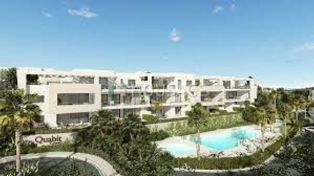 QUABIT CASARES 29 VIVIENDAS