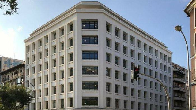 EDIFICIO DE OFICINAS EN ELOY GONZALO 27