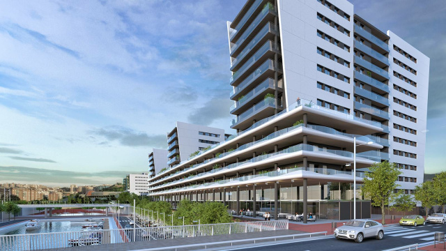 BADALONA PORT - H2O