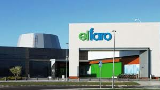 Centro Comercial El Faro